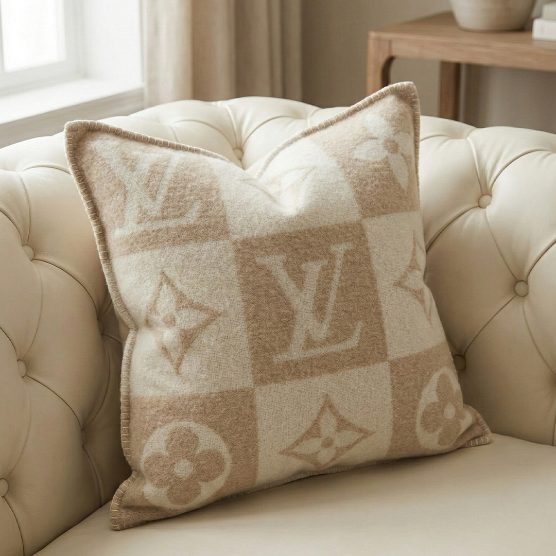 The Signature PILLOW